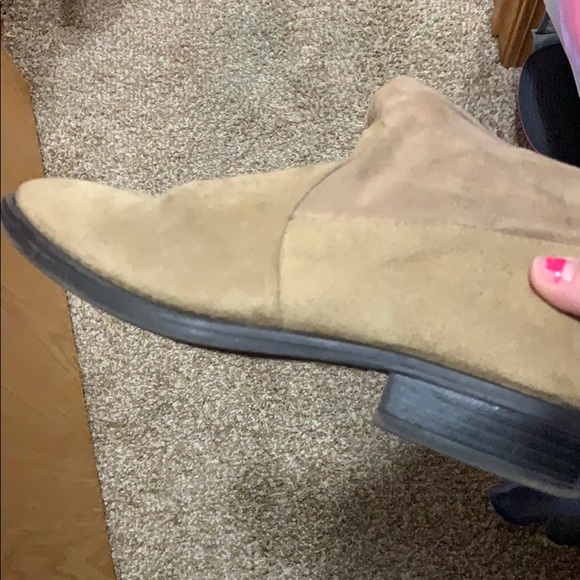 Knee high boots - Picture 2 of 2